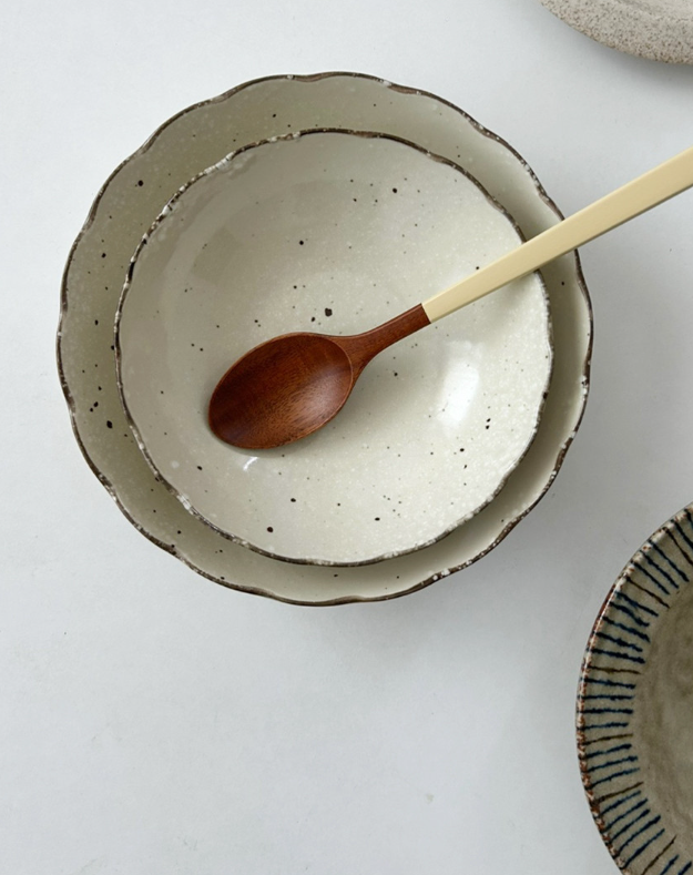 Kiku Salad Bowl 2 Sizes