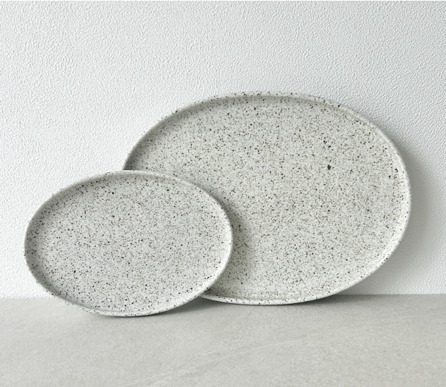 Stone Grain Oval Plate  2 Sizes 18cm / 26cm