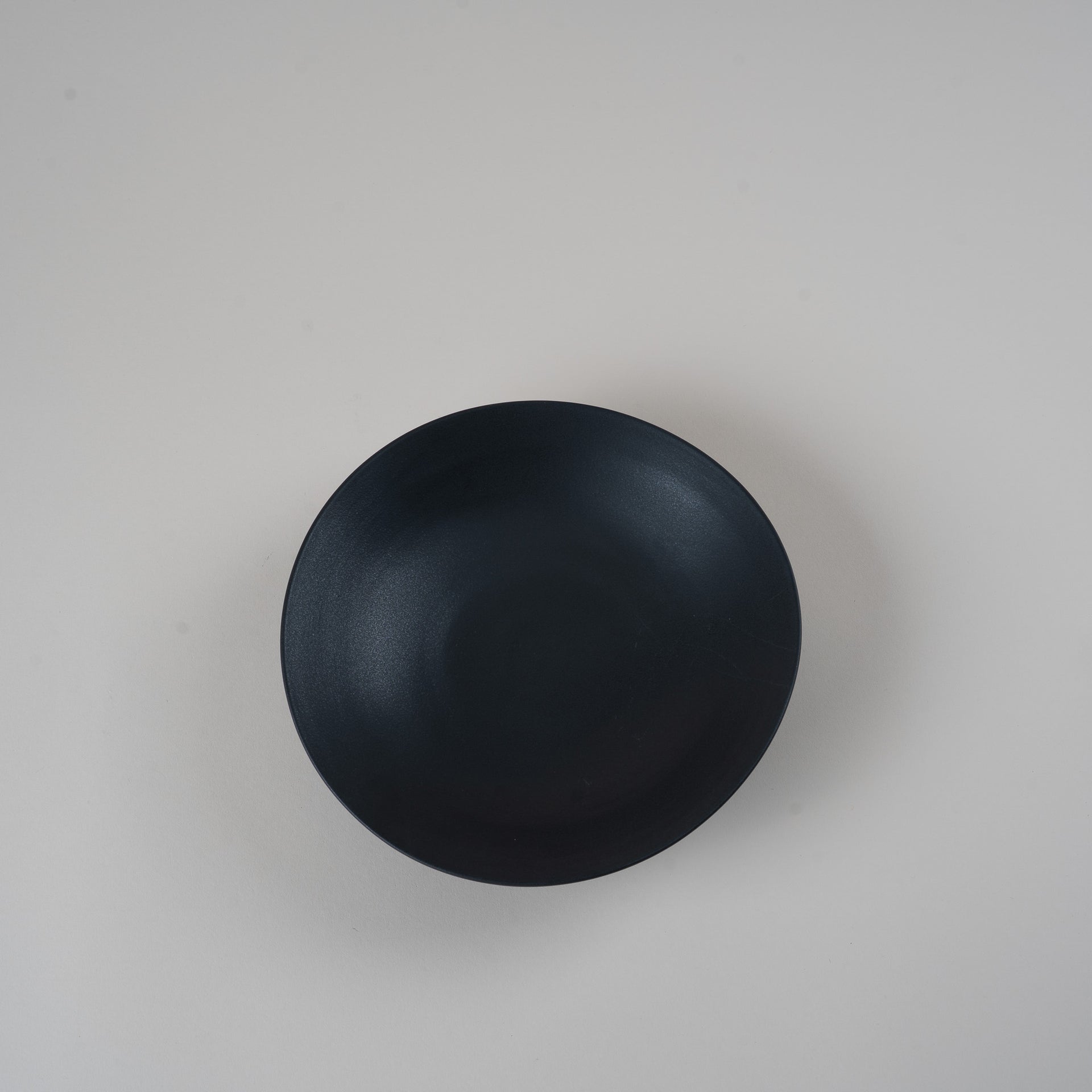 Asymmetrical Oval Pasta Wing Bowl Black 26cm