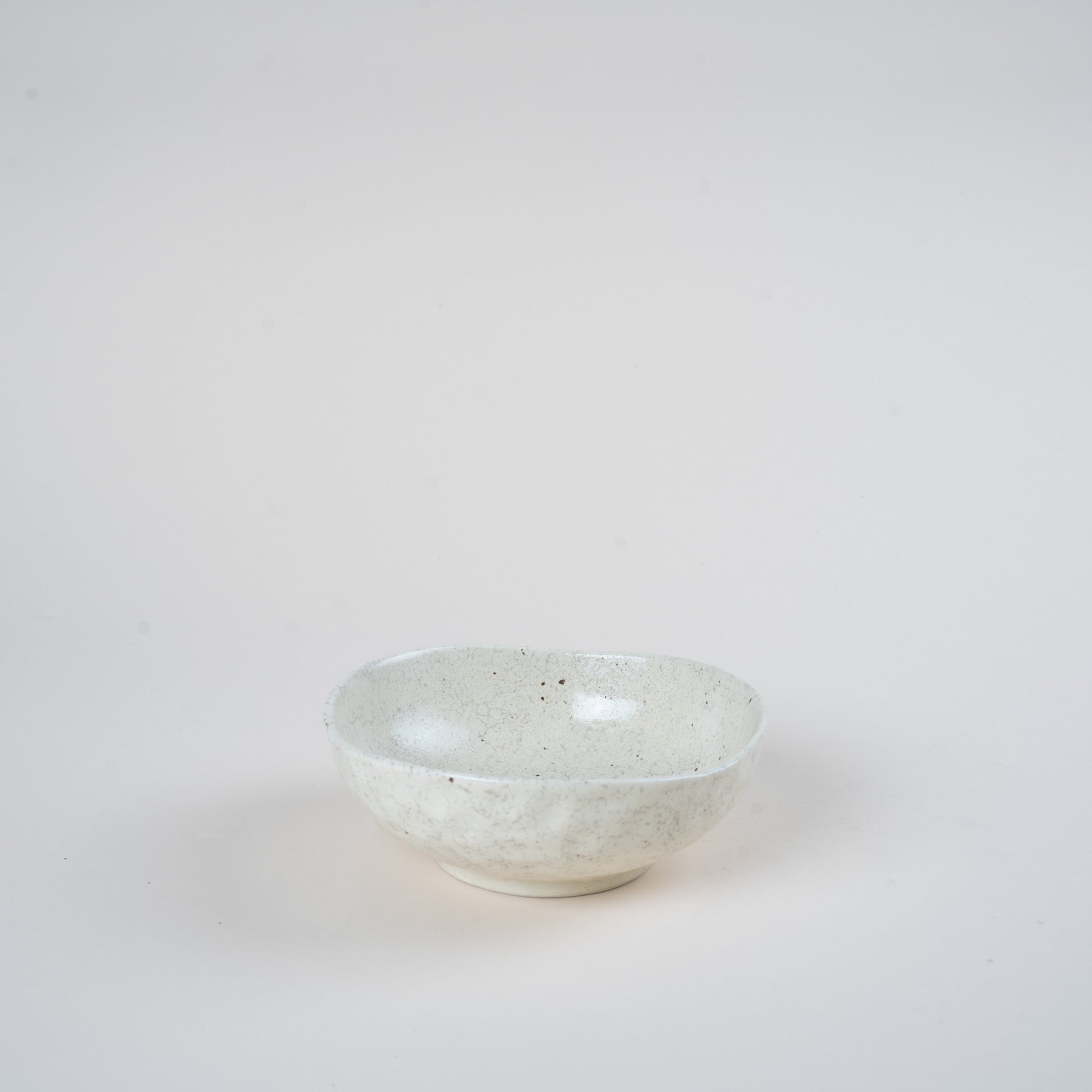 Shiro Kairagi Irregular Coupe Bowl 13.7cm / 16.7cm