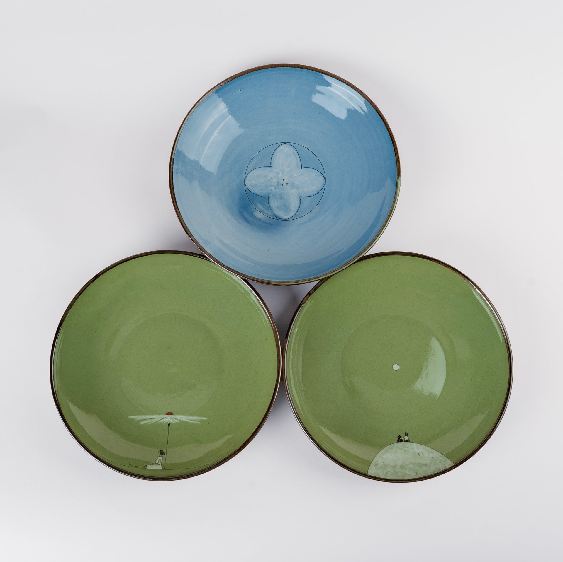 [ Mowan ] Hand-Painted Ceramic  Plate 3 Designs 24 cm