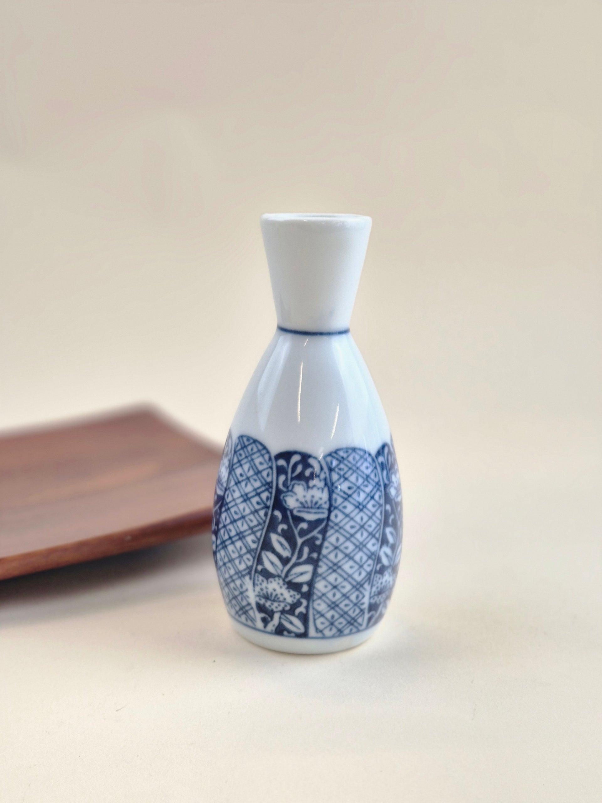 Traditional Japanese Tokkuri Sake Bottle 150 ml