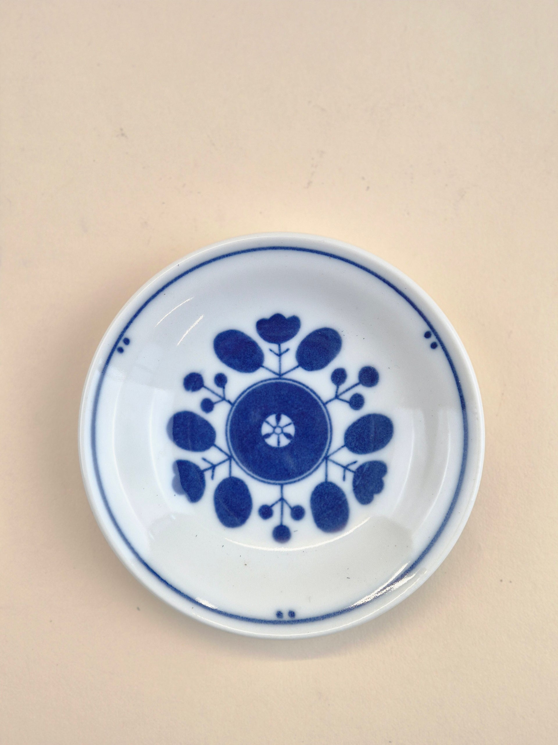 Japanese Style Mini Plate Flower 10cm